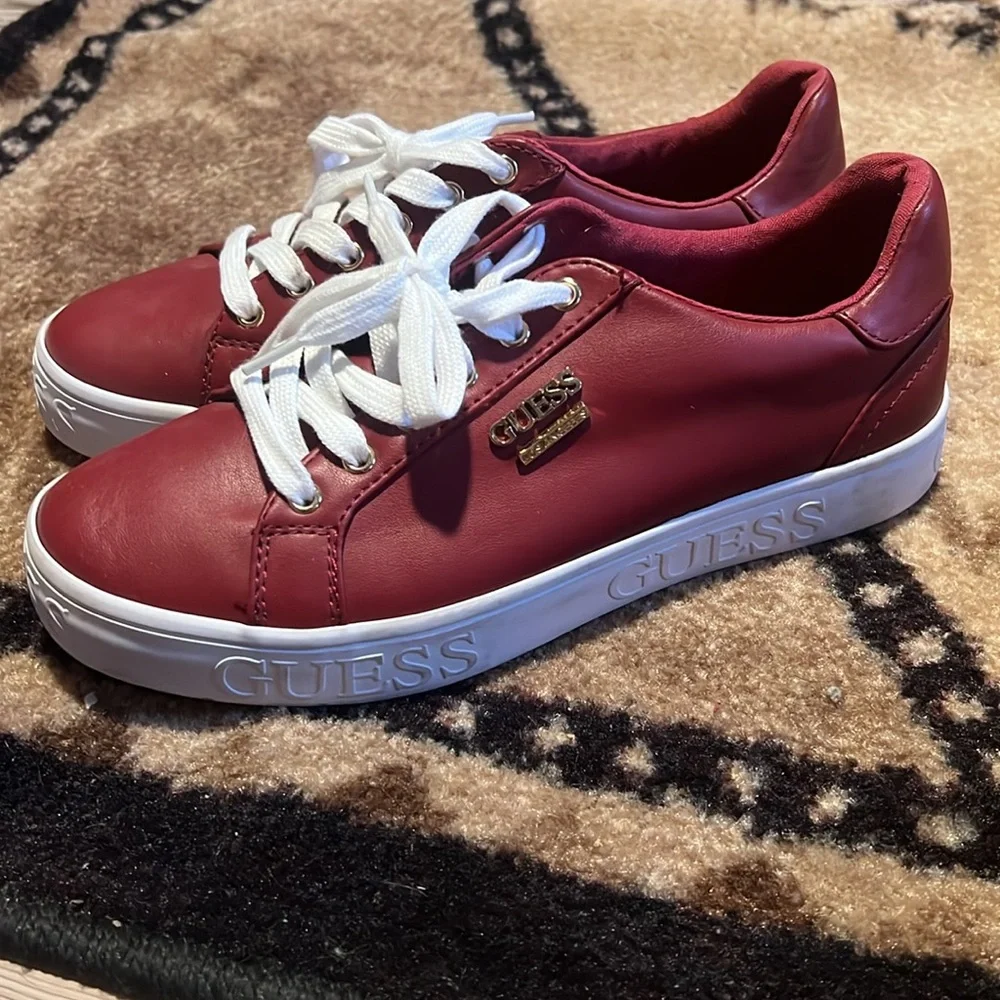 Guess sneakers - Picture 4 of 4